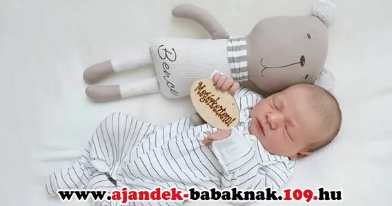 Egyedi ajándék babáknak Szeged, névre szóló ajándék, gyerekszoba dekoráció, textilbabák, babatermékek